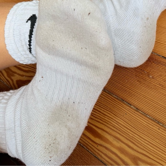 Used Nike athletic socks - Picture 2 of 2